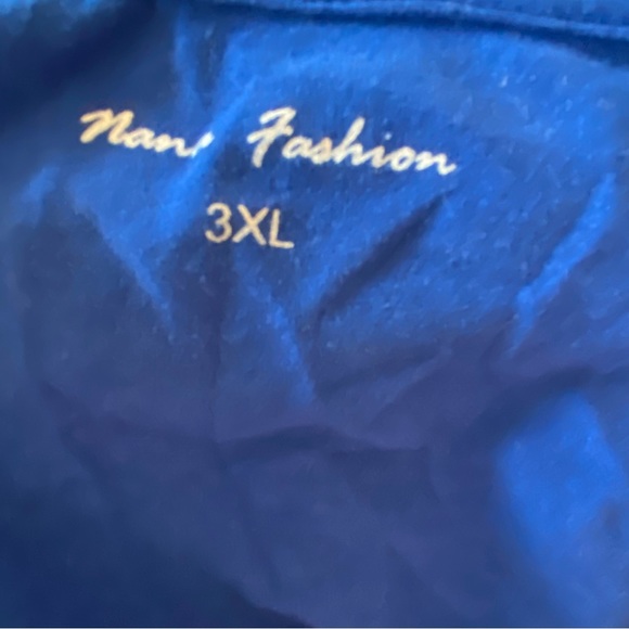 Blue long sleeve v neck shirt - Picture 8 of 8